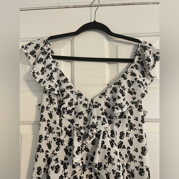 Black & White Floral Ruffle Sundress - Picture 2 of 5